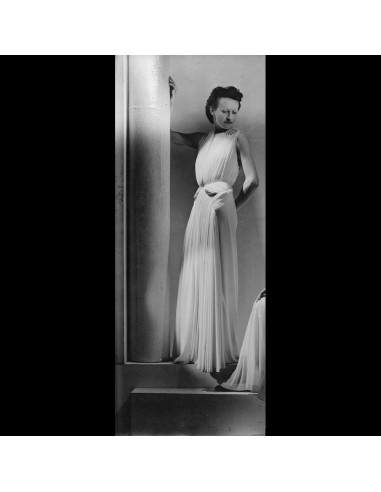 Alix (Madame Grès) - Robe plissée, tirage de Laure Albin-Guillot (circa 1937) pas cheres