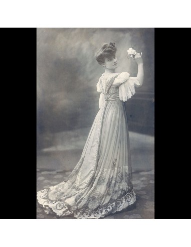 Boué Soeurs - Robe Iris, photographie de Henri Manuel (1906) Jusqu'à 80% De Réduction