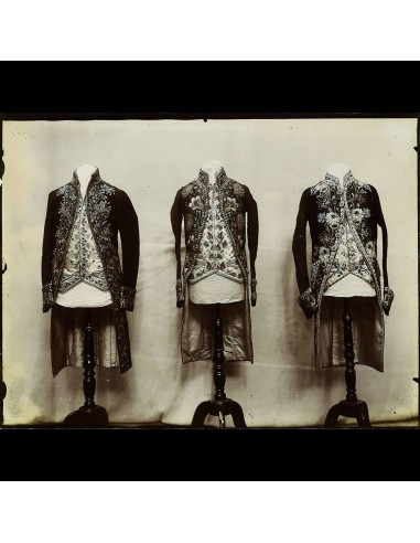 Exposition Universelle de Paris - Musée Centennal du Costume, Réunion de 24 tirages (1900) 2023