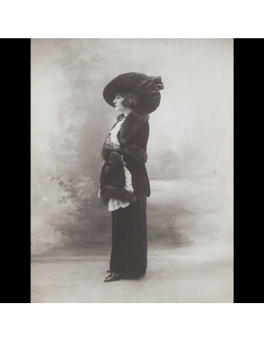 Paquin - Modèle Chronique porté par Lucienne Guett, photographie du studio Felix (circa 1910) Livraison rapide