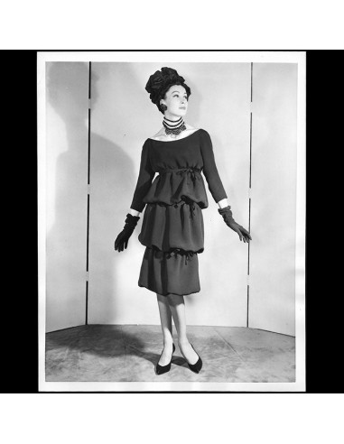 Christian Dior - Petite robe noire par Yves Saint-Laurent (1959) destockage